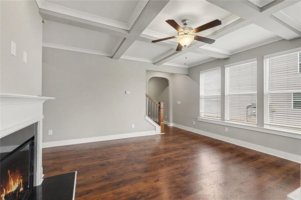 3 bedroom, 3 bathroom, 2,024 sq ft townhouse for sale at 7666 Squire Court, Fairburn, GA 30213 — photo 8