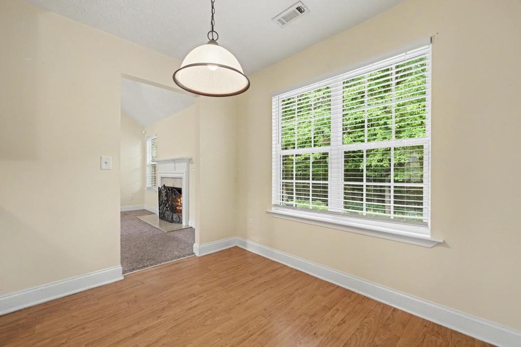 3 bedroom, 2 bathroom, 1,614 sq ft single family residence under contract at 2844 Sawyer Mill Drive, Gainesville, GA 30507 — photo 8