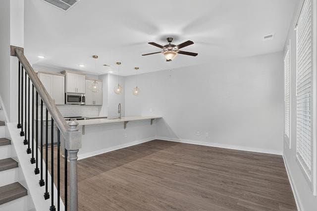 3 bedroom, 3 bathroom, 1,324 sq ft townhouse for sale at 265 Maddux Street LOT 17, Fayetteville, GA 30214 — photo 5
