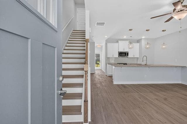 3 bedroom, 3 bathroom, 1,324 sq ft townhouse for sale at 230 Maddux Street LOT 14, Fayetteville, GA 30214 — photo 4