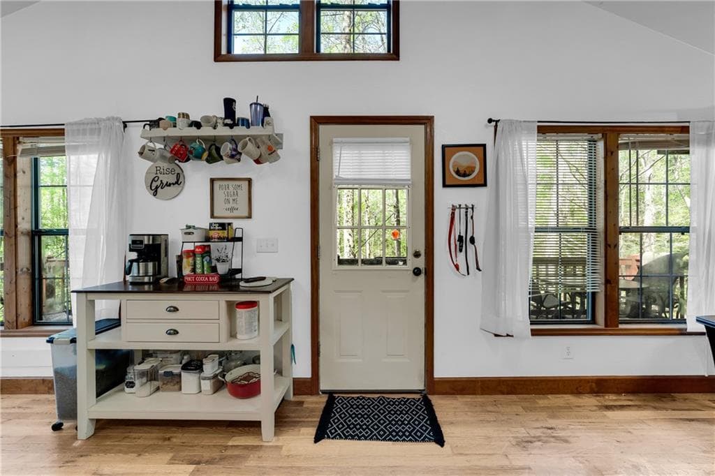 2 bedroom, 2 bathroom, 1,056 sq ft single family residence for sale at 294 Brookwood Lane, Clarkesville, GA 30523 — photo 9