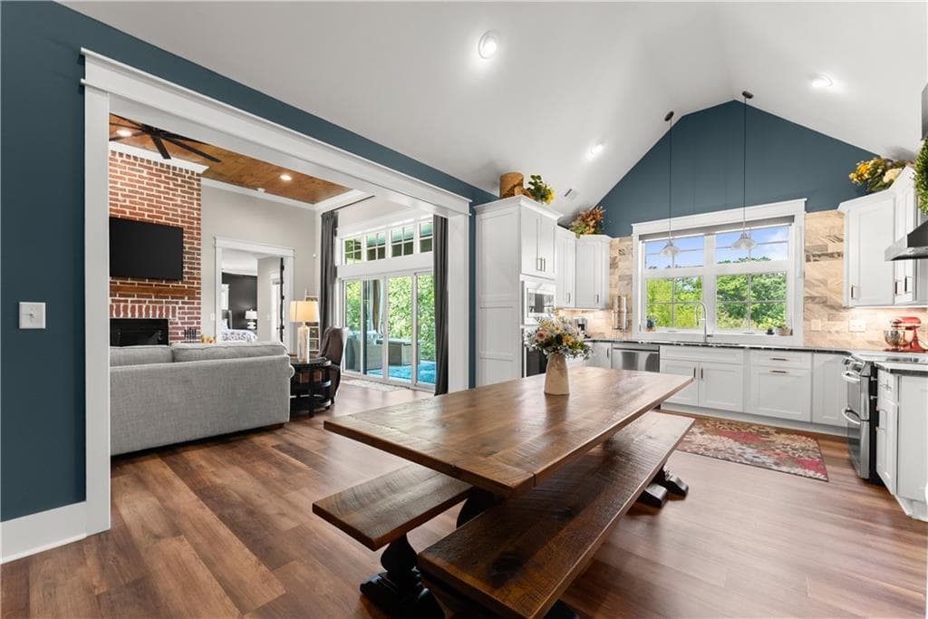 4 bedroom, 3 bathroom, 2,552 sq ft single family residence under contract at 1844 Bermuda Avenue, Demorest, GA 30535 — photo 9