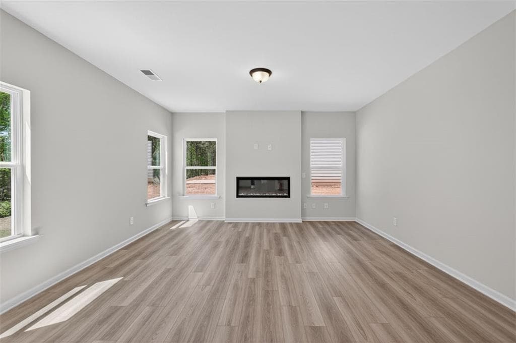 4 bedroom, 3 bathroom, 2,053 sq ft single family residence under contract at 703 Sinclair Lane, Temple, GA 30179 — photo 6