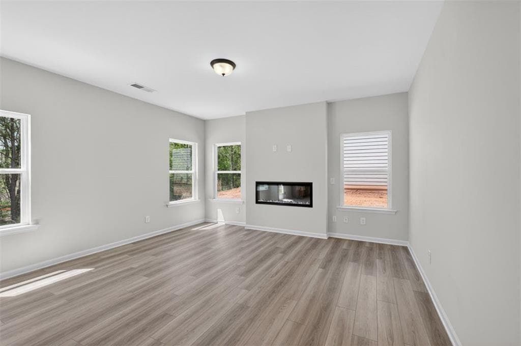 4 bedroom, 3 bathroom, 2,053 sq ft single family residence under contract at 703 Sinclair Lane, Temple, GA 30179 — photo 8