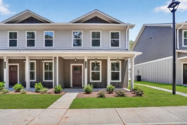3 bedroom, 3 bathroom, 1,324 sq ft townhouse for sale at 245 Maddux Street LOT 19, Fayetteville, GA 30214