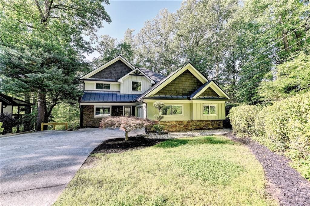 4 bedroom, 5 bathroom, 3,740 sq ft single family residence for sale at 975 Timber Lake Trail, Cumming, GA 30041 — photo 3