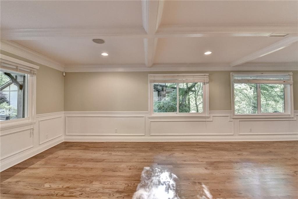 4 bedroom, 5 bathroom, 3,740 sq ft single family residence for sale at 975 Timber Lake Trail, Cumming, GA 30041 — photo 9