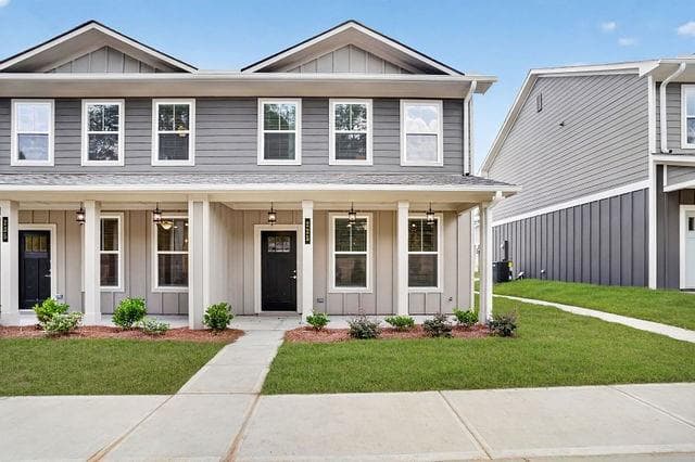 3 bedroom, 3 bathroom, 1,324 sq ft townhouse for sale at 225 Maddux Street LOT 21, Fayetteville, GA 30214