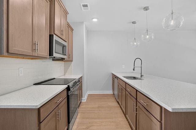 3 bedroom, 3 bathroom, 1,324 sq ft townhouse for sale at 225 Maddux Street LOT 21, Fayetteville, GA 30214 — photo 9