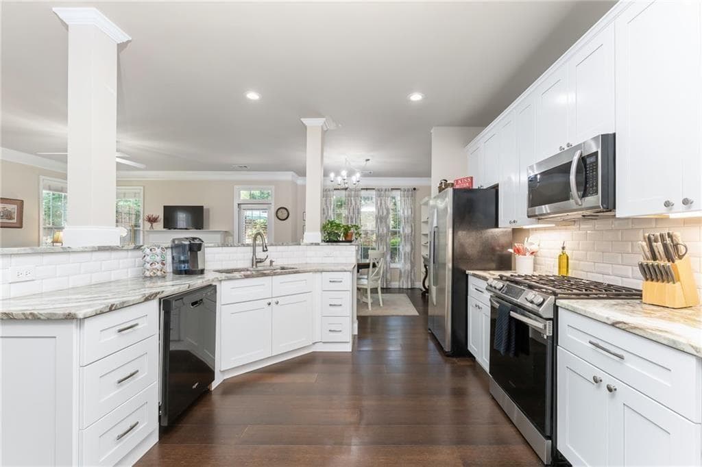 3 bedroom, 3 bathroom, 2,265 sq ft townhouse under contract at 2434 Strand Avenue, Lawrenceville, GA 30043 — photo 5