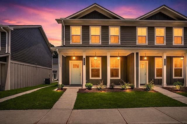 3 bedroom, 3 bathroom, 1,324 sq ft townhouse for sale at 215 Maddux Street LOT 22, Fayetteville, GA 30214 — photo 2