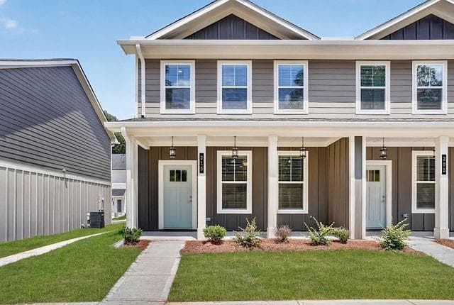 3 bedroom, 3 bathroom, 1,324 sq ft townhouse for sale at 215 Maddux Street LOT 22, Fayetteville, GA 30214 — photo 3