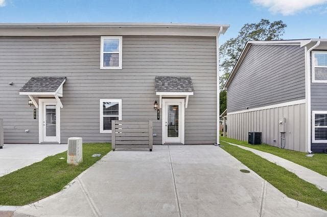 3 bedroom, 3 bathroom, 1,324 sq ft townhouse for sale at 215 Maddux Street LOT 22, Fayetteville, GA 30214 — photo 4