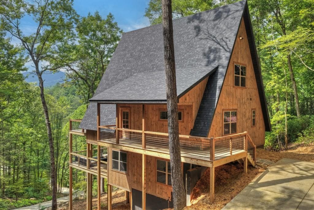 3 bedroom, 4 bathroom, 3,188 sq ft single family residence for sale at 1821 Stanley Creek Road, Cherry Log, GA 30522 — photo 5