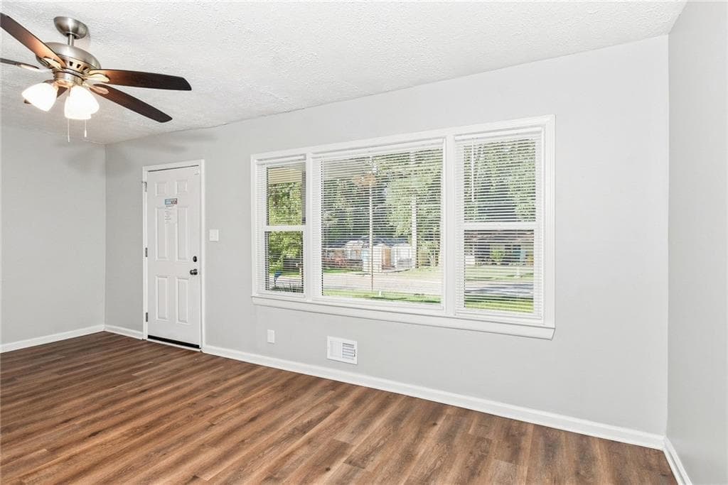 3 bedroom, 2 bathroom, 1,451 sq ft single family residence for rent at 1598 San Gabriel Avenue, Decatur, GA 30032 for $1,725 a month — photo 5