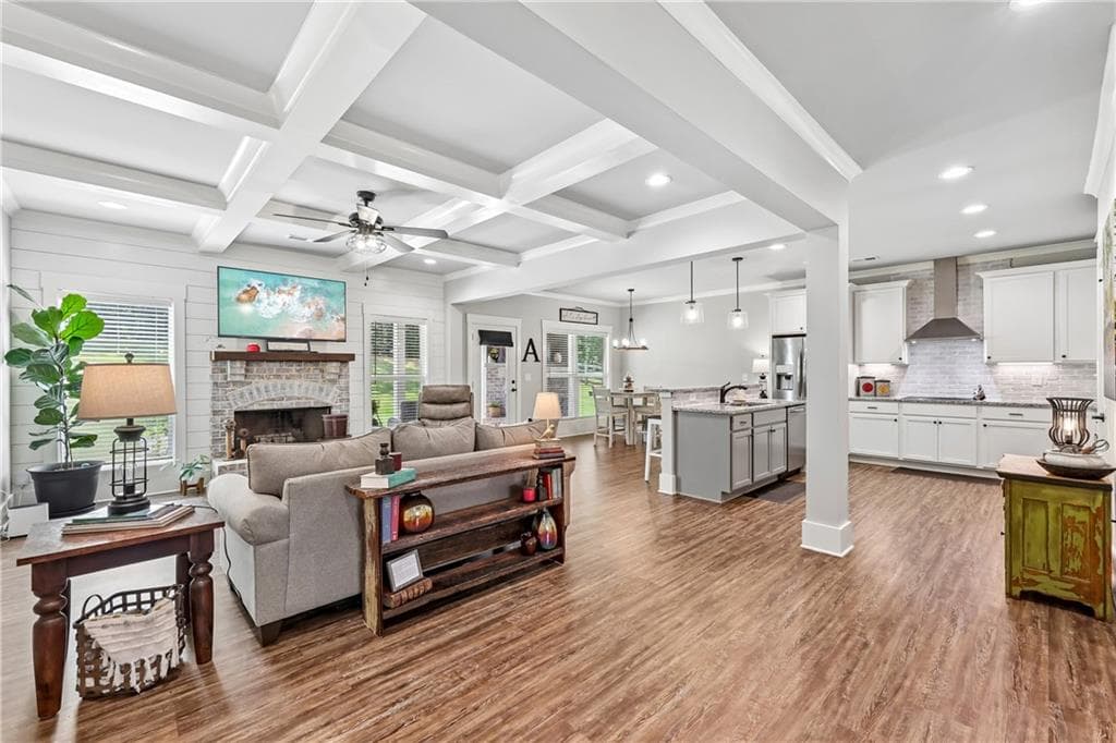 5 bedroom, 4 bathroom, 3,252 sq ft single family residence for sale at 4060 Silverstone Drive, Braselton, GA 30517 — photo 9