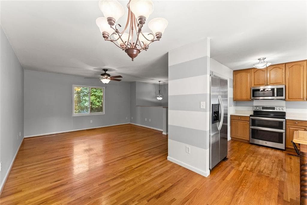 3 bedroom, 2 bathroom, 1,660 sq ft single family residence for sale at 1725 Gordon Road, Cumming, GA 30040 — photo 6