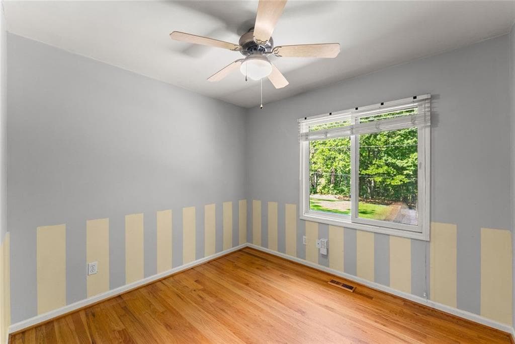 3 bedroom, 2 bathroom, 1,660 sq ft single family residence for sale at 1725 Gordon Road, Cumming, GA 30040 — photo 4