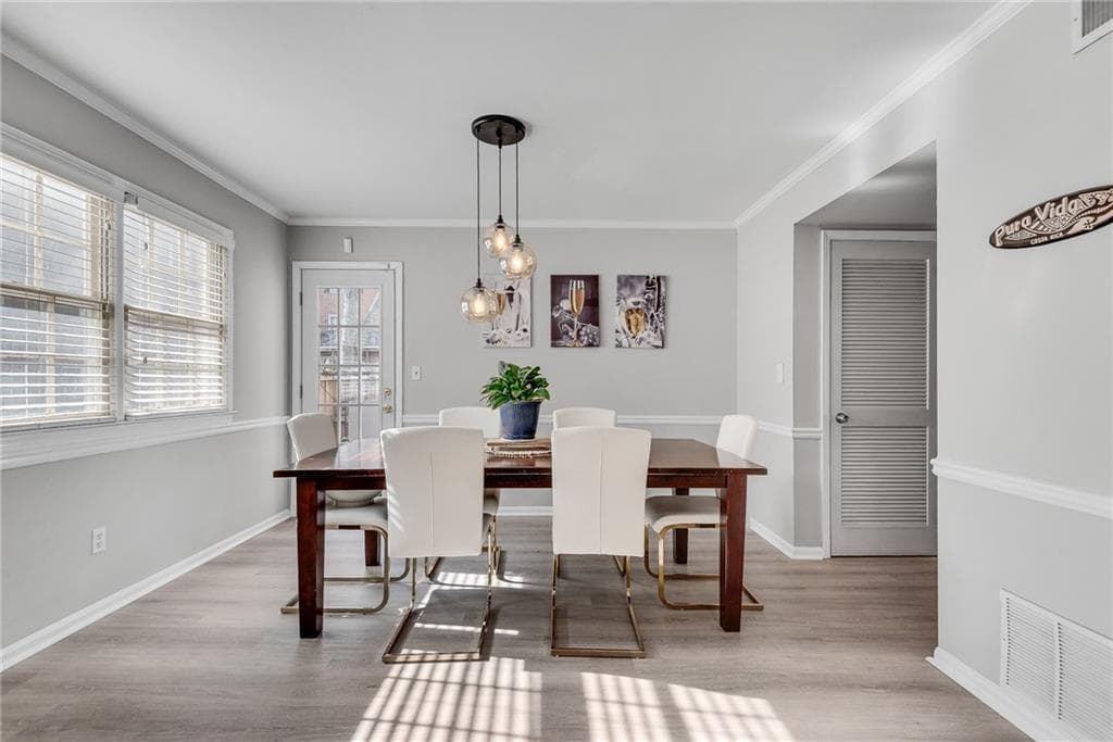 3 bedroom, 3 bathroom, 1,534 sq ft townhouse for rent at 6520 Roswell Road 11, Sandy Springs, GA 30328 for $2,500 a month — photo 7