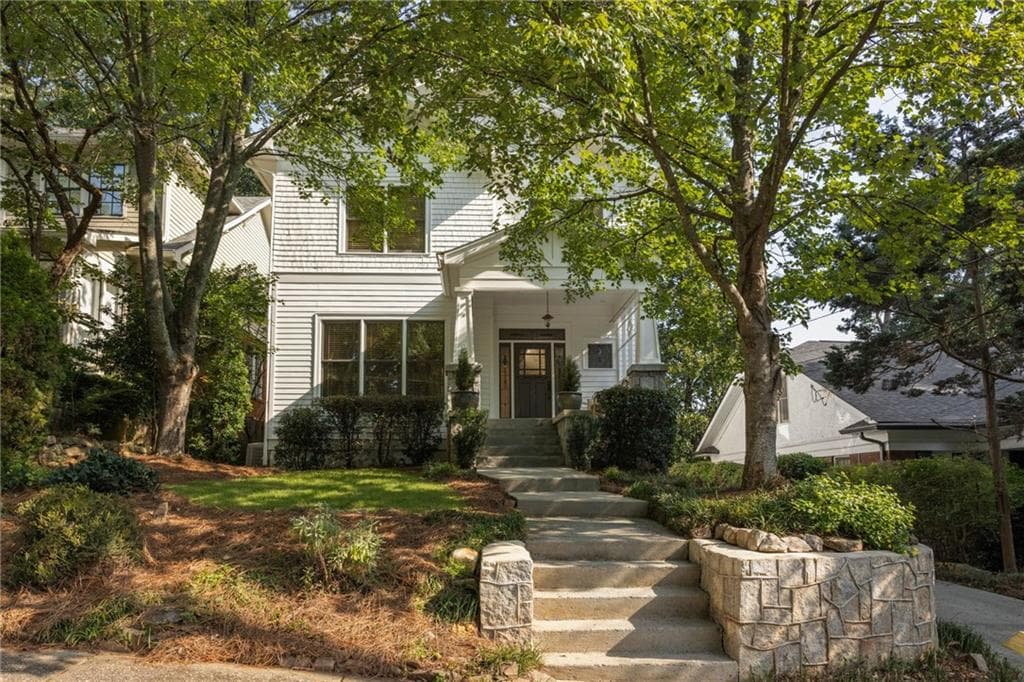 4 bedroom, 4 bathroom, 3,602 sq ft single family residence under contract at 1020 Mclynn Avenue, Atlanta, GA 30306