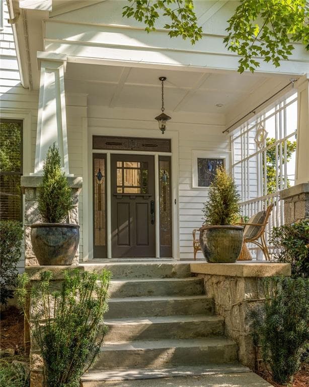 4 bedroom, 4 bathroom, 3,602 sq ft single family residence under contract at 1020 Mclynn Avenue, Atlanta, GA 30306 — photo 3