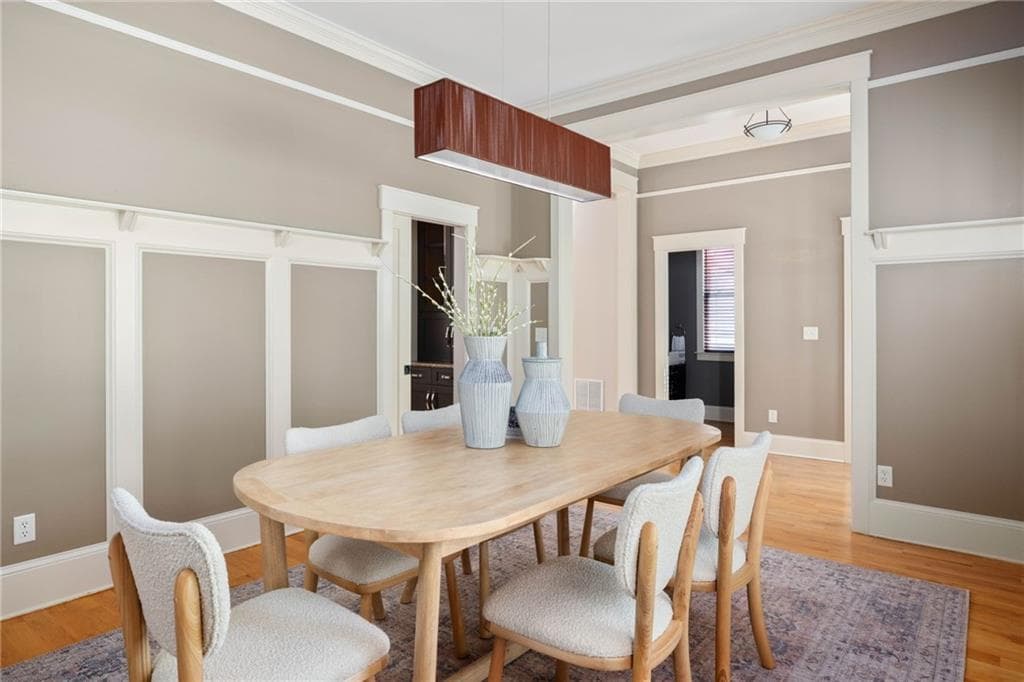 4 bedroom, 4 bathroom, 3,602 sq ft single family residence under contract at 1020 Mclynn Avenue, Atlanta, GA 30306 — photo 7