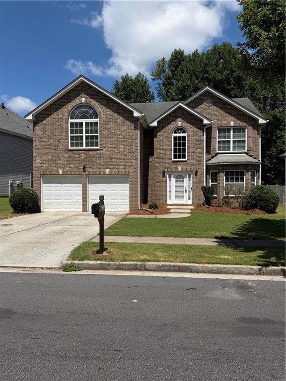 4 bedroom, 3 bathroom, 2,494 sq ft single family residence for rent at 4171 Ash Tree Street, Snellville, GA 30039 for $2,500 a month