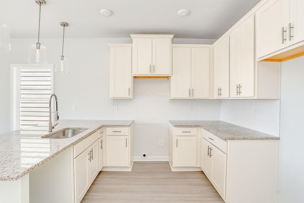 2 bedroom, 2 bathroom, 1,200 sq ft single family residence for sale at 160 Bartow Lot 6 Street, Fayetteville, GA 30214 — photo 6