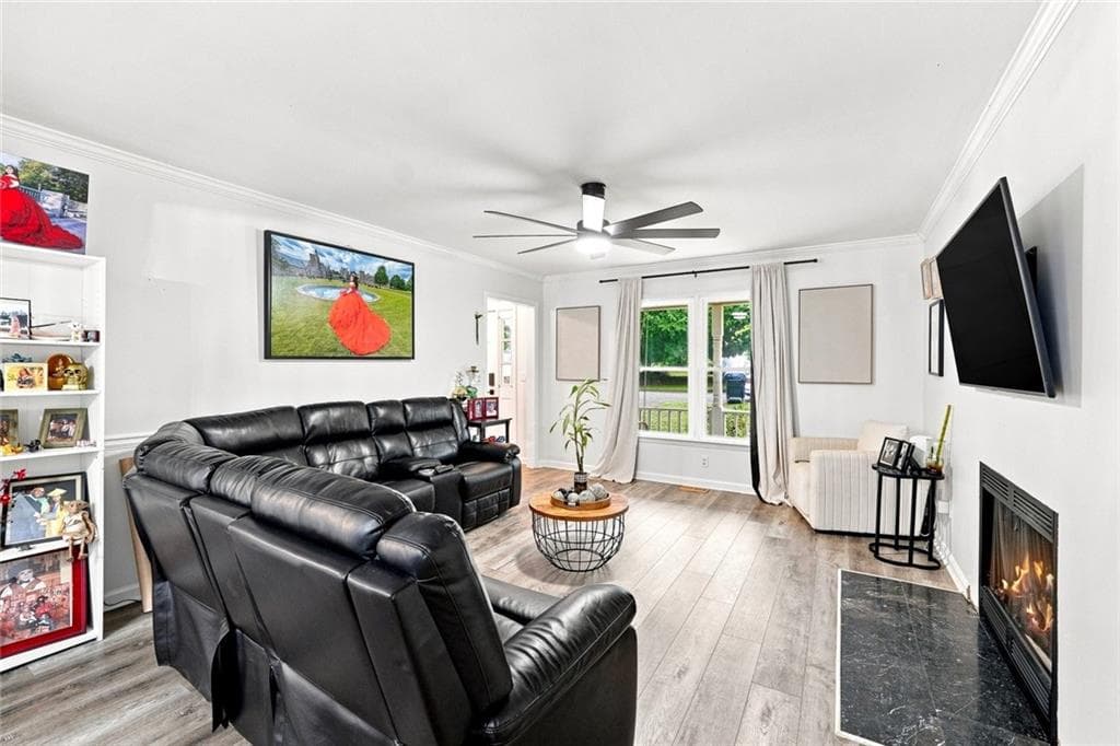 3 bedroom, 3 bathroom, 1,600 sq ft single family residence for sale at 921 Appian Way, Lawrenceville, GA 30046 — photo 6