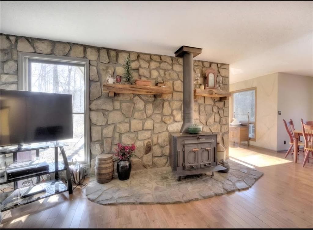 3 bedroom, 2 bathroom, 1,720 sq ft single family residence for sale at 403 N Stringer Road, Canton, GA 30115 — photo 6