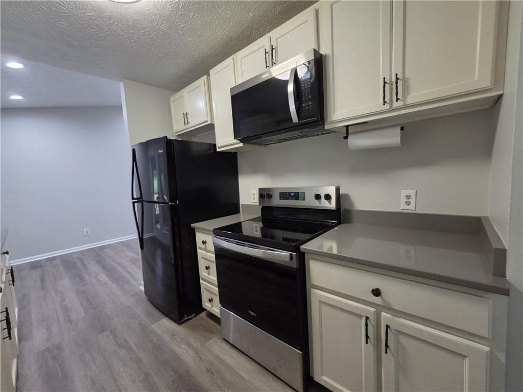3 bedroom, 2 bathroom, 1,291 sq ft single family residence for rent at 1479 Scenic Highway, Snellville, GA 30078 for $2,100 a month — photo 3