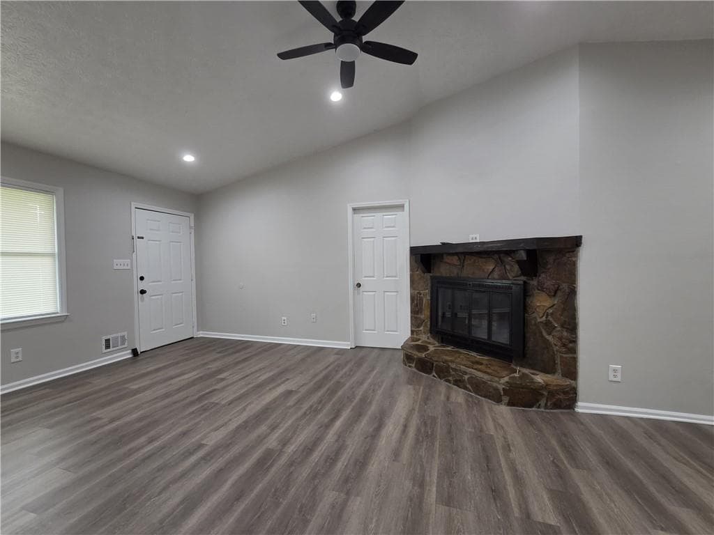 3 bedroom, 2 bathroom, 1,291 sq ft single family residence for rent at 1479 Scenic Highway, Snellville, GA 30078 for $2,100 a month — photo 8