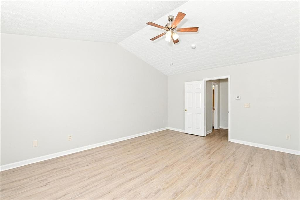 2 bedroom, 3 bathroom, 1,272 sq ft single family residence for rent at 5604 Windfall Lane, Lithonia, GA 30058 for $1,580 a month — photo 7