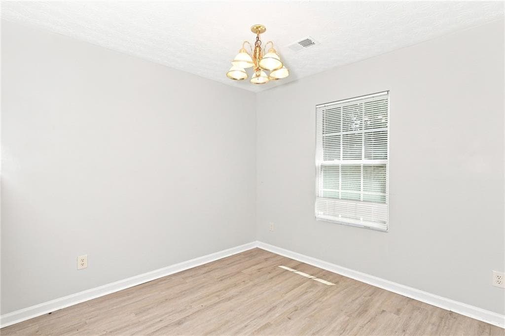 2 bedroom, 3 bathroom, 1,272 sq ft single family residence for rent at 5604 Windfall Lane, Lithonia, GA 30058 for $1,580 a month — photo 9