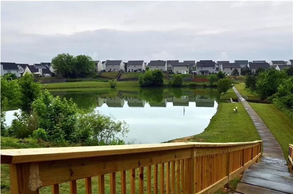 3 bedroom, 3 bathroom, 1,832 sq ft single family residence for sale at 1402 Turning Leaf Lane, Pendergrass, GA 30567 — photo 7