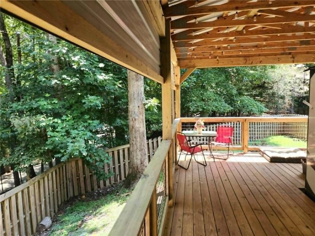 1 bedroom, 1 bathroom, 400 sq ft single family residence for sale at 68 10th Street, Ellijay, GA 30540 — photo 10