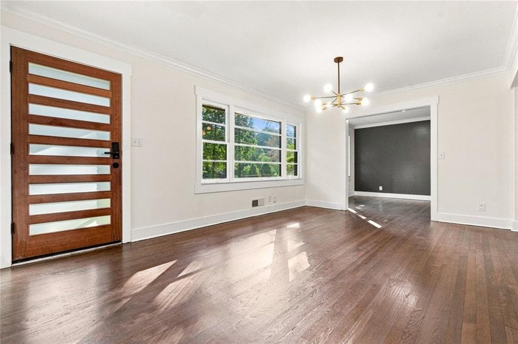 3 bedroom, 3 bathroom, 1,452 sq ft single family residence for sale at 5012 Tilly Mill Road, Dunwoody, GA 30338 — photo 4