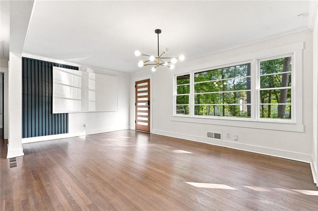 3 bedroom, 3 bathroom, 1,452 sq ft single family residence for sale at 5012 Tilly Mill Road, Dunwoody, GA 30338 — photo 5