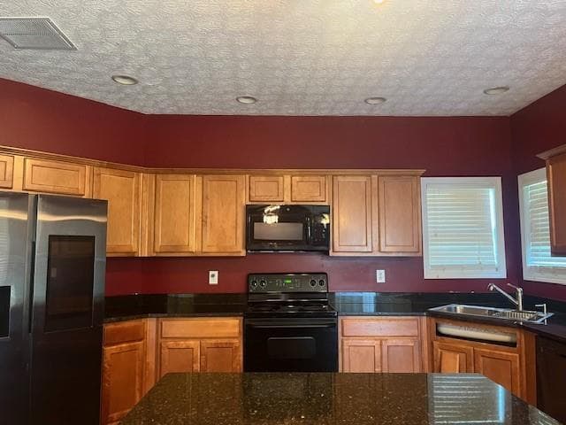 4 bedroom, 3 bathroom, 2,330 sq ft single family residence for sale at 107 Meadows Drive, Senoia, GA 30276 — photo 10