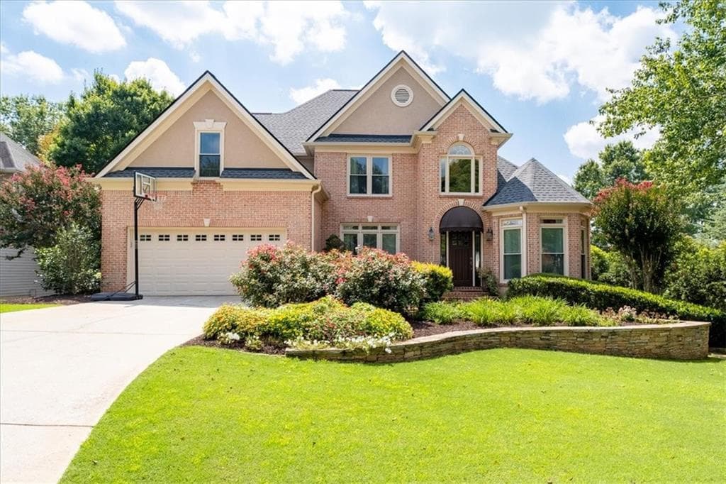 5 bedroom, 5 bathroom, 4,561 sq ft single family residence under contract at 315 Morning Dew Circle, Roswell, GA 30075