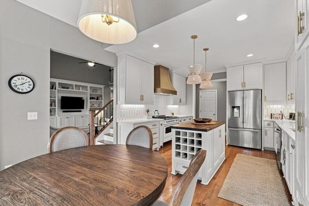 5 bedroom, 5 bathroom, 4,561 sq ft single family residence under contract at 315 Morning Dew Circle, Roswell, GA 30075 — photo 6