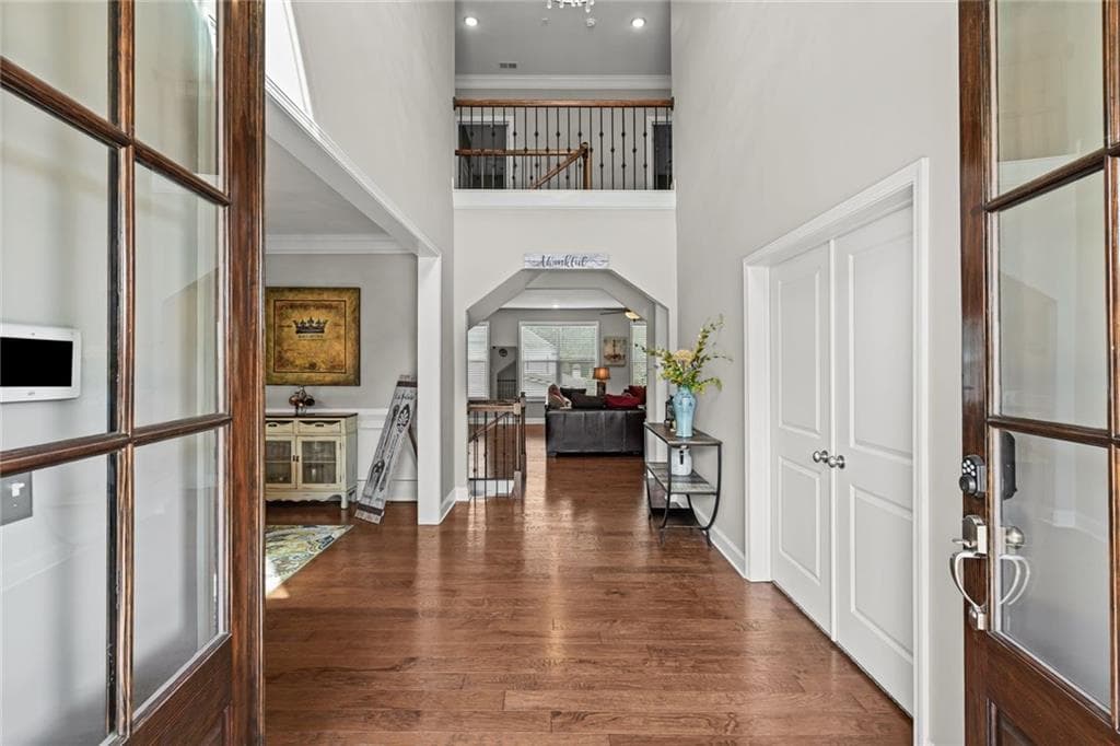 7 bedroom, 6 bathroom, 6,136 sq ft single family residence for sale at 4835 Magnolia Springs Drive, Cumming, GA 30040 — photo 4