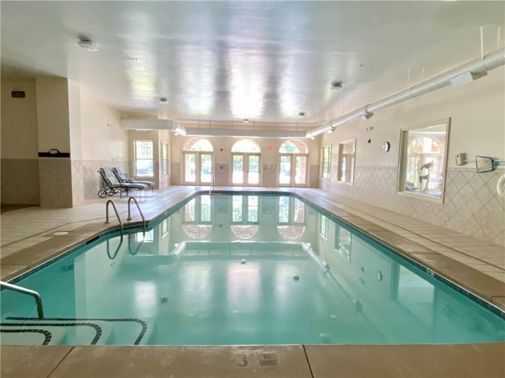 1 bedroom, 2 bathroom, 929 sq ft condominium for sale at 2311 Village Boulevard, Rome, GA 30161 — photo 8