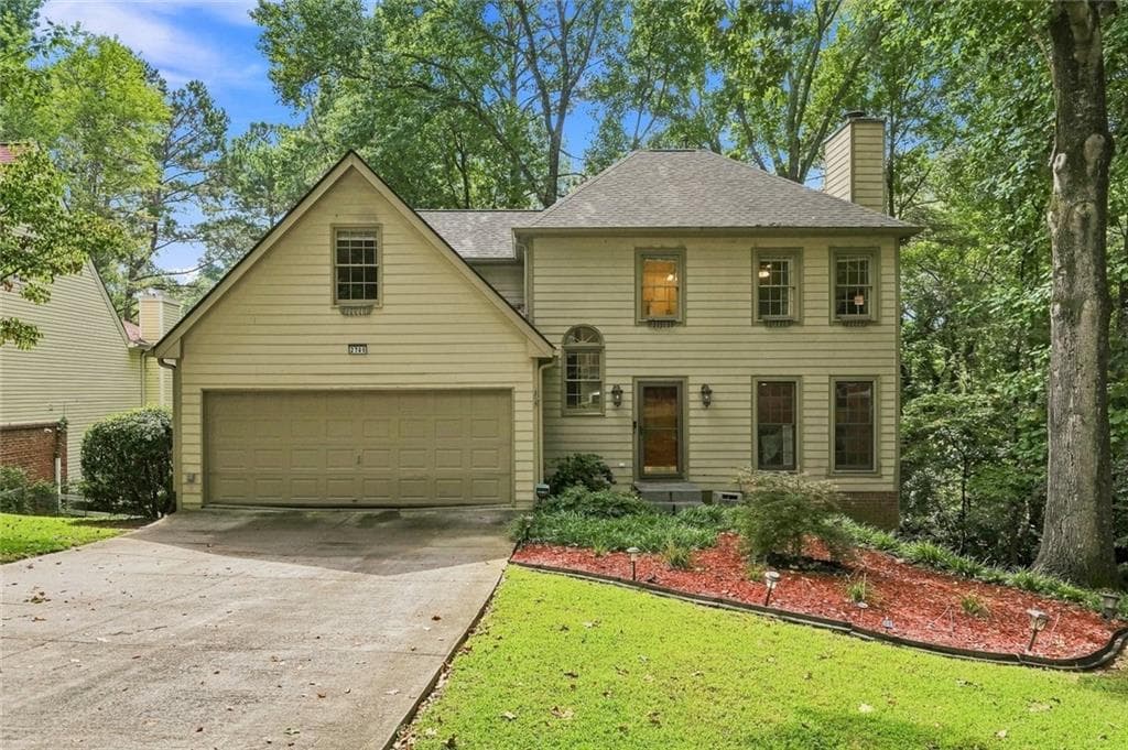 4 bedroom, 3 bathroom, 2,143 sq ft single family residence under contract at 2746 Summercrest Lane, Duluth, GA 30096