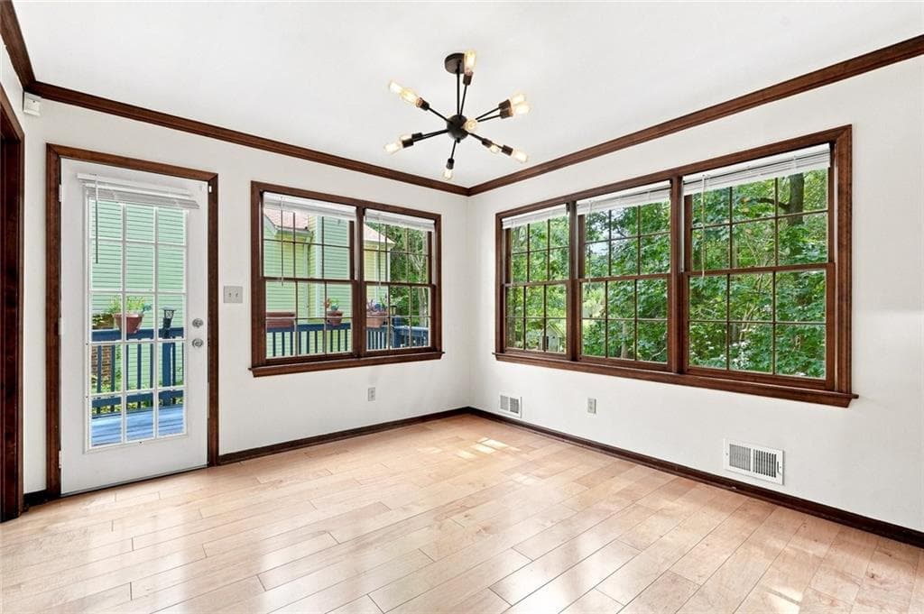 4 bedroom, 3 bathroom, 2,143 sq ft single family residence under contract at 2746 Summercrest Lane, Duluth, GA 30096 — photo 7