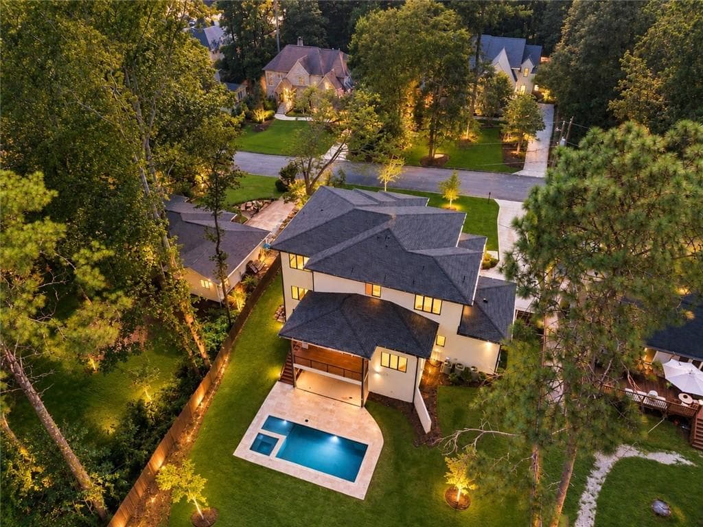 6 bedroom, 8 bathroom, 7,040 sq ft single family residence for rent at 3293 Lenox Place, Atlanta, GA 30324 for $25,000 a month — photo 2