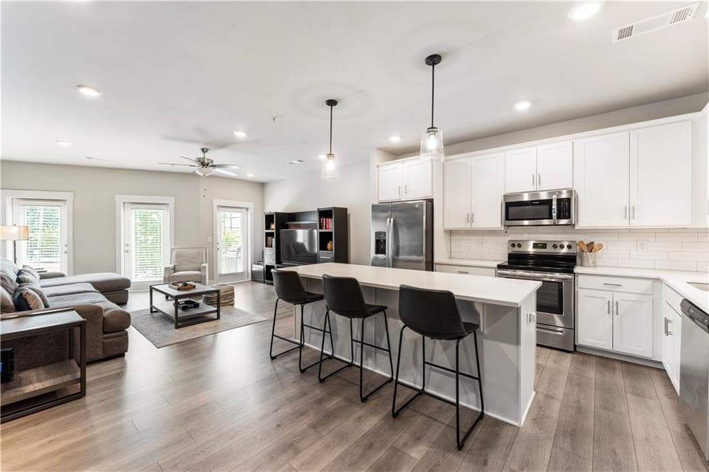 2 bedroom, 3 bathroom, 1,800 sq ft townhouse for sale at 2030 Main Street NW 207, Atlanta, GA 30318 — photo 4