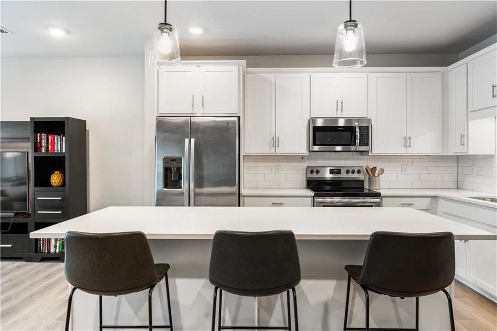 2 bedroom, 3 bathroom, 1,800 sq ft townhouse for sale at 2030 Main Street NW 207, Atlanta, GA 30318 — photo 6