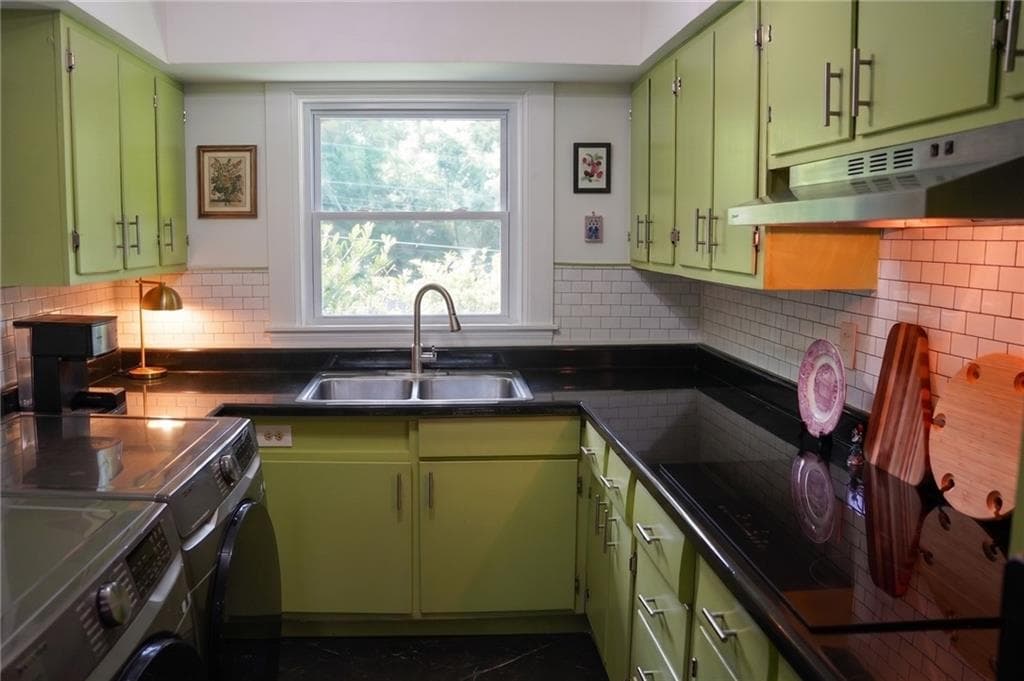 3 bedroom, 2 bathroom, 1,116 sq ft single family residence for sale at 2209 Willivee Place, Decatur, GA 30033 — photo 4