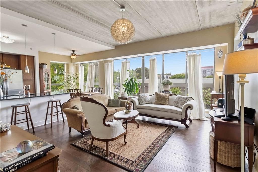 2 bedroom, 2 bathroom, 1,172 sq ft condominium for sale at 563 Memorial Drive 302, Atlanta, GA 30312 — photo 9